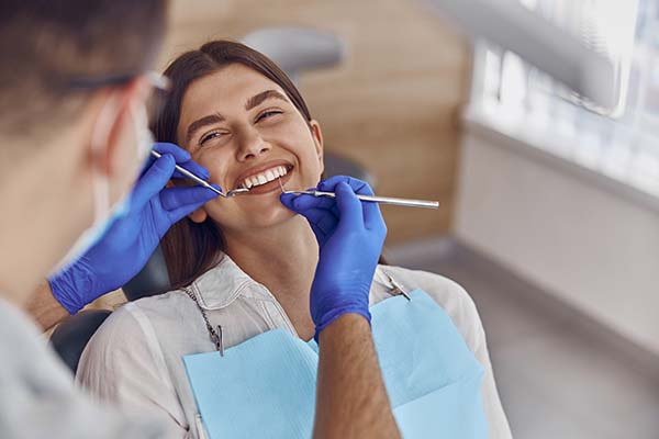 Oral Issues Your Dentist Looks For During A Dental Exam