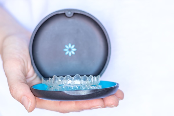 Invisalign Vs  Braces: Which Is Right For You?